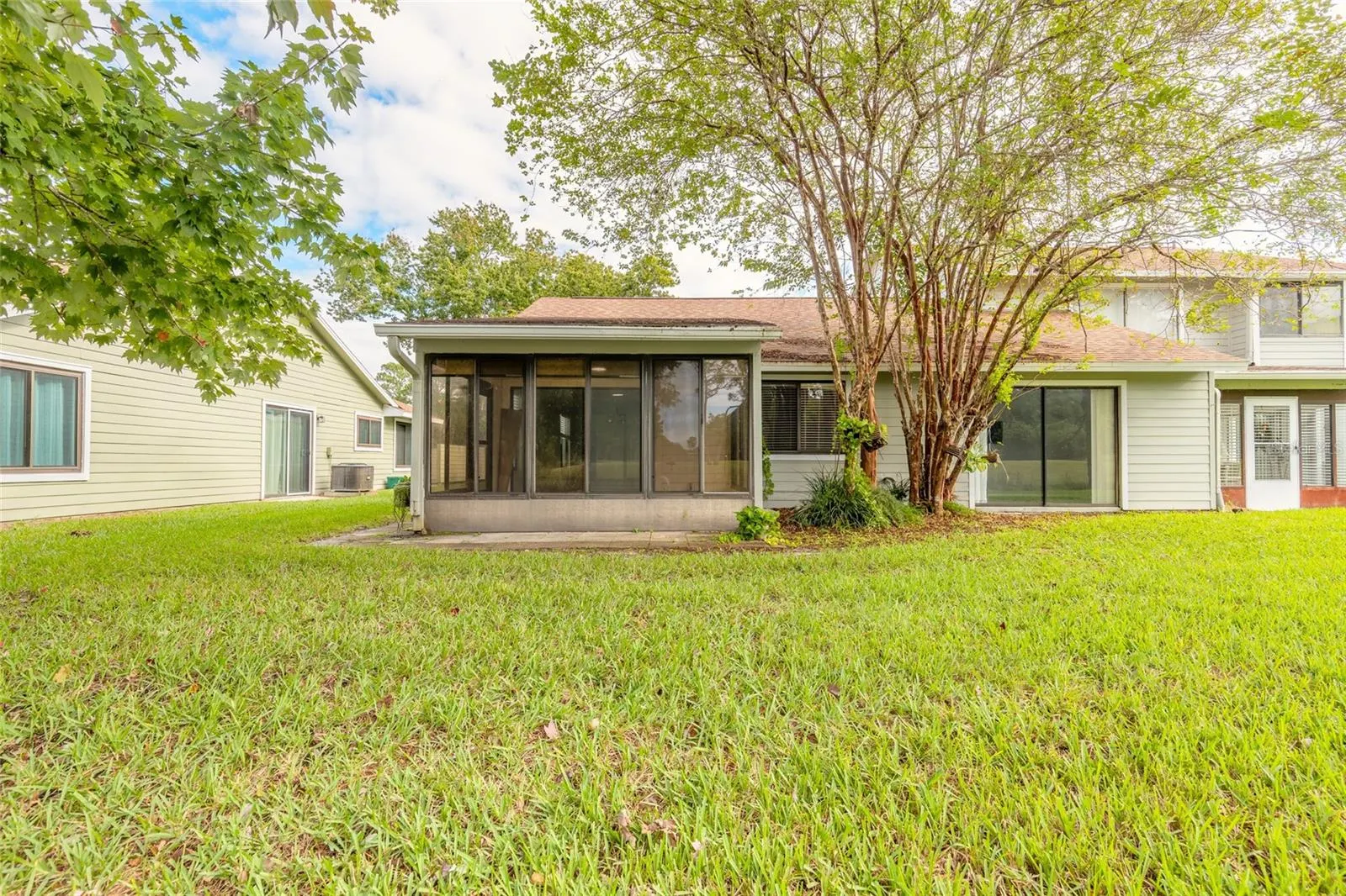 440 BROWN PELICAN DR