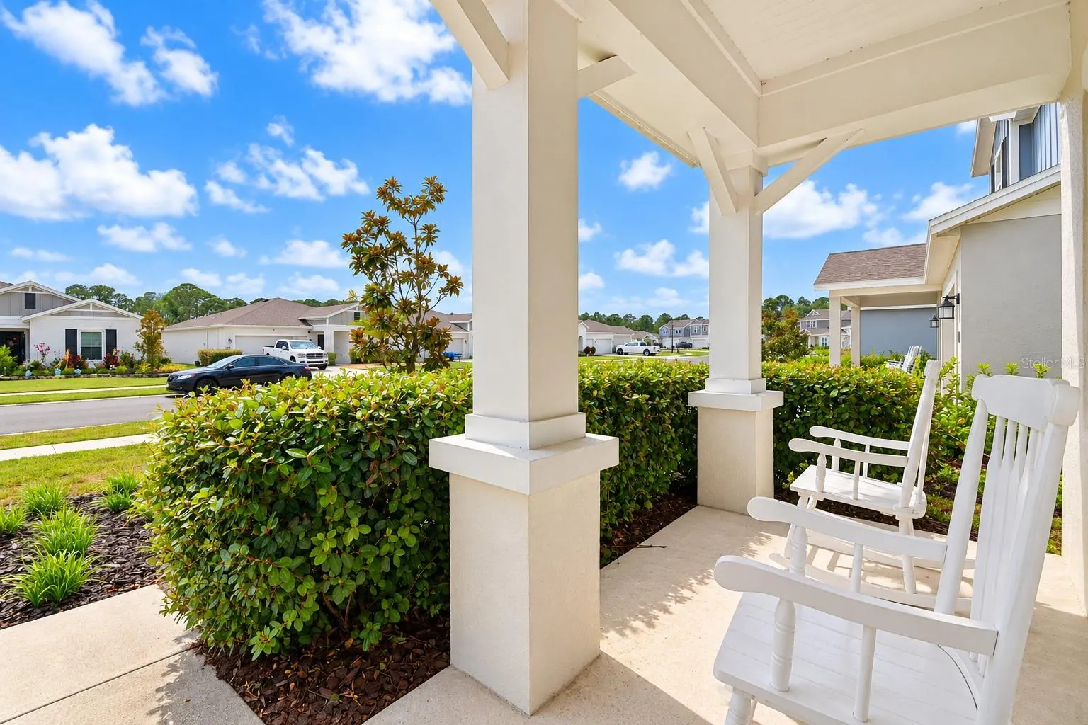 3975 WILLOWBROOK DR