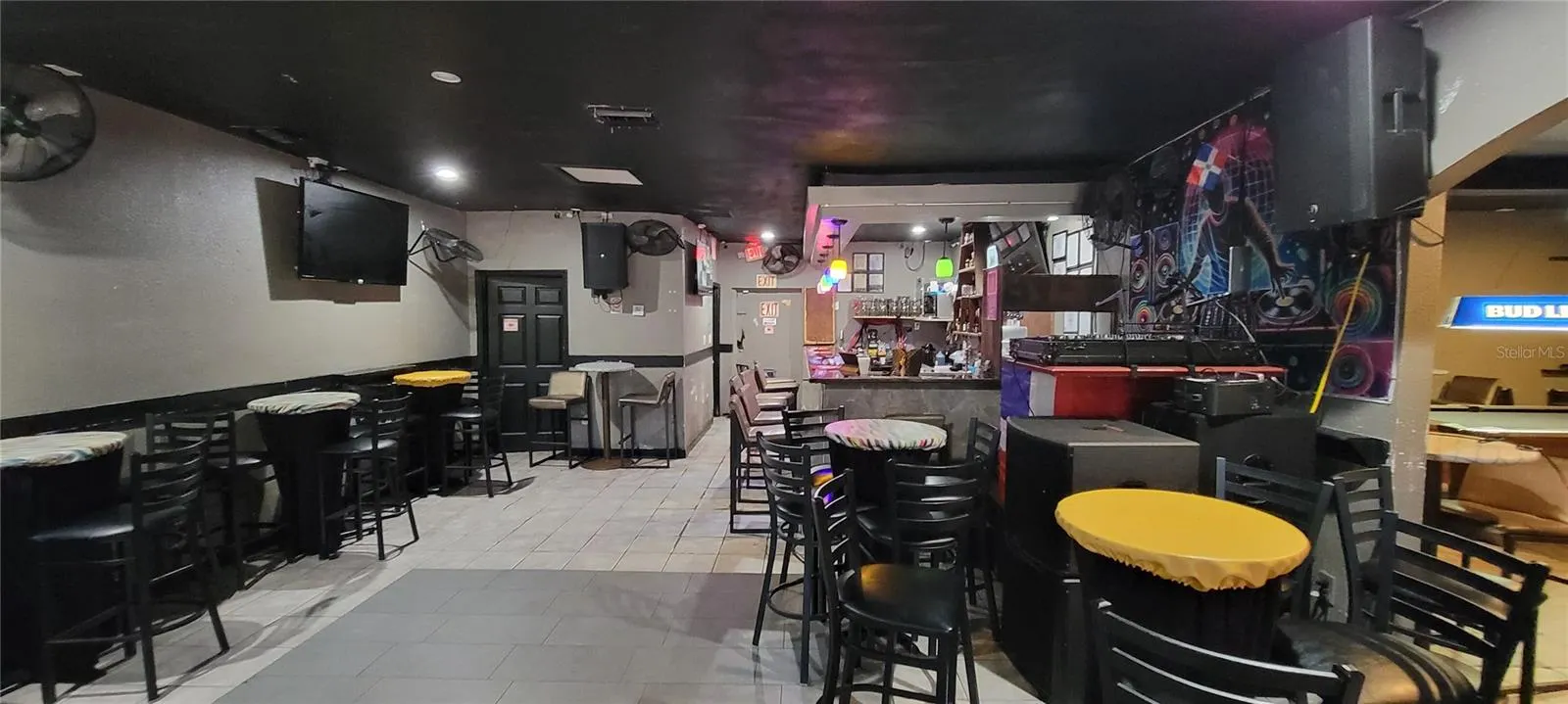 500-508 W OAK RIDGE RD