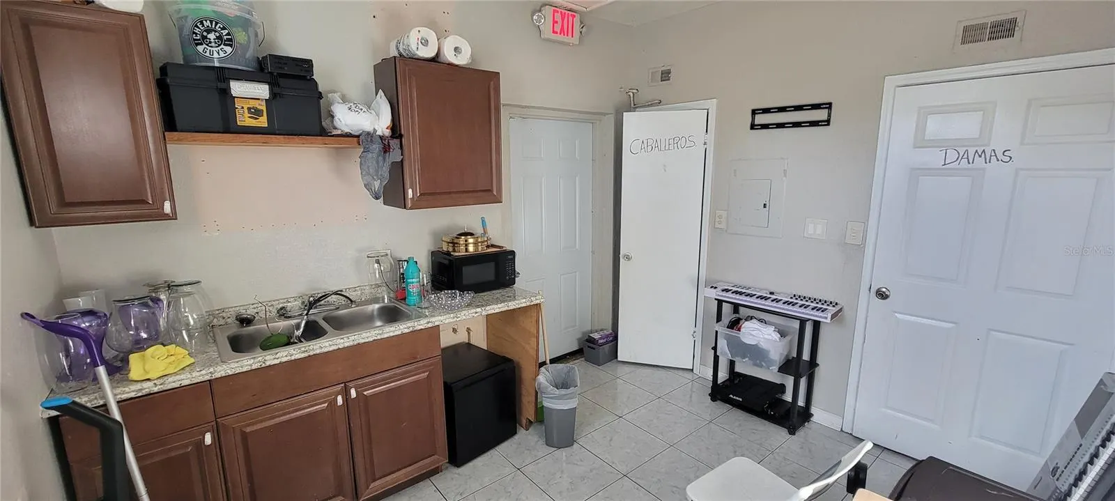 500-508 W OAK RIDGE RD