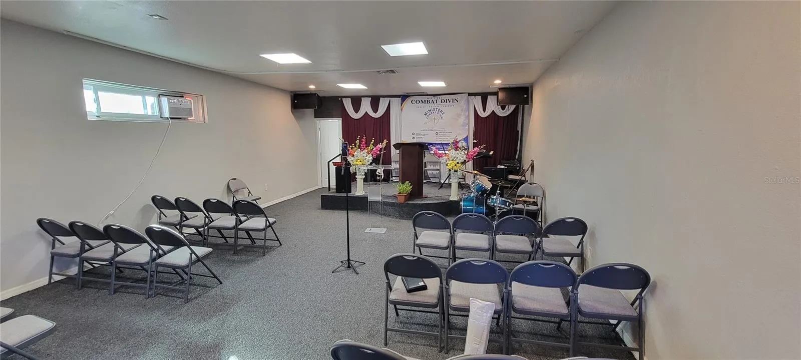 500-508 W OAK RIDGE RD