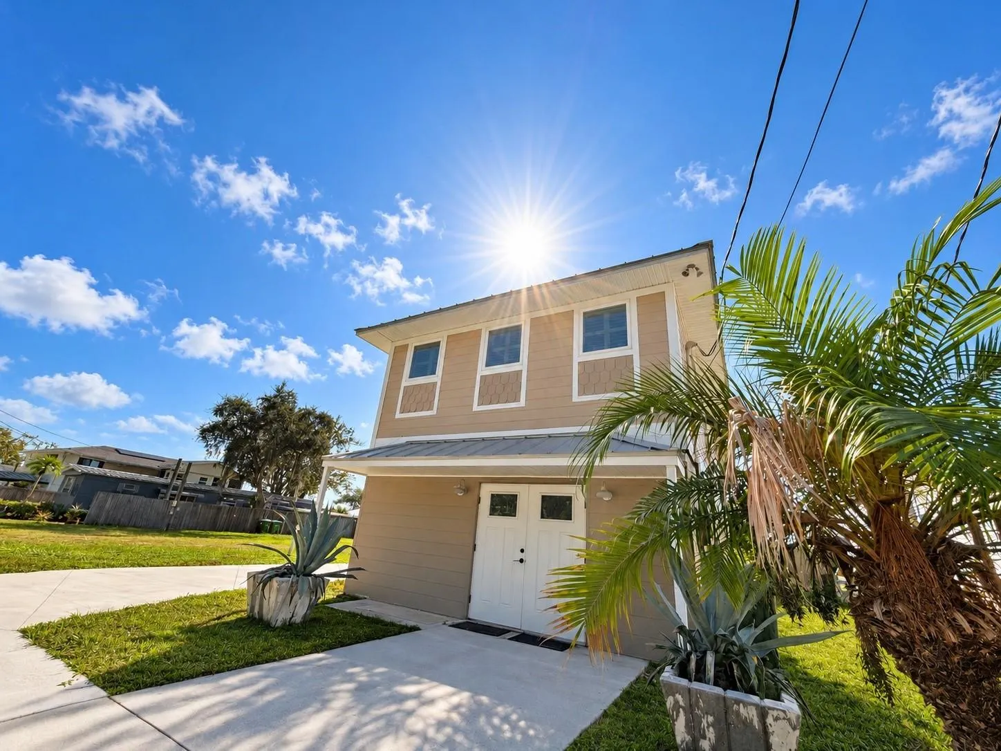 127 E ARIEL RD