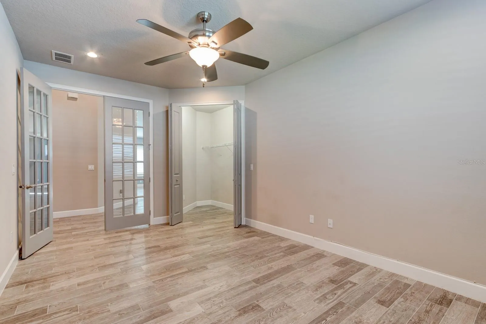 6844 VINTAGE LN