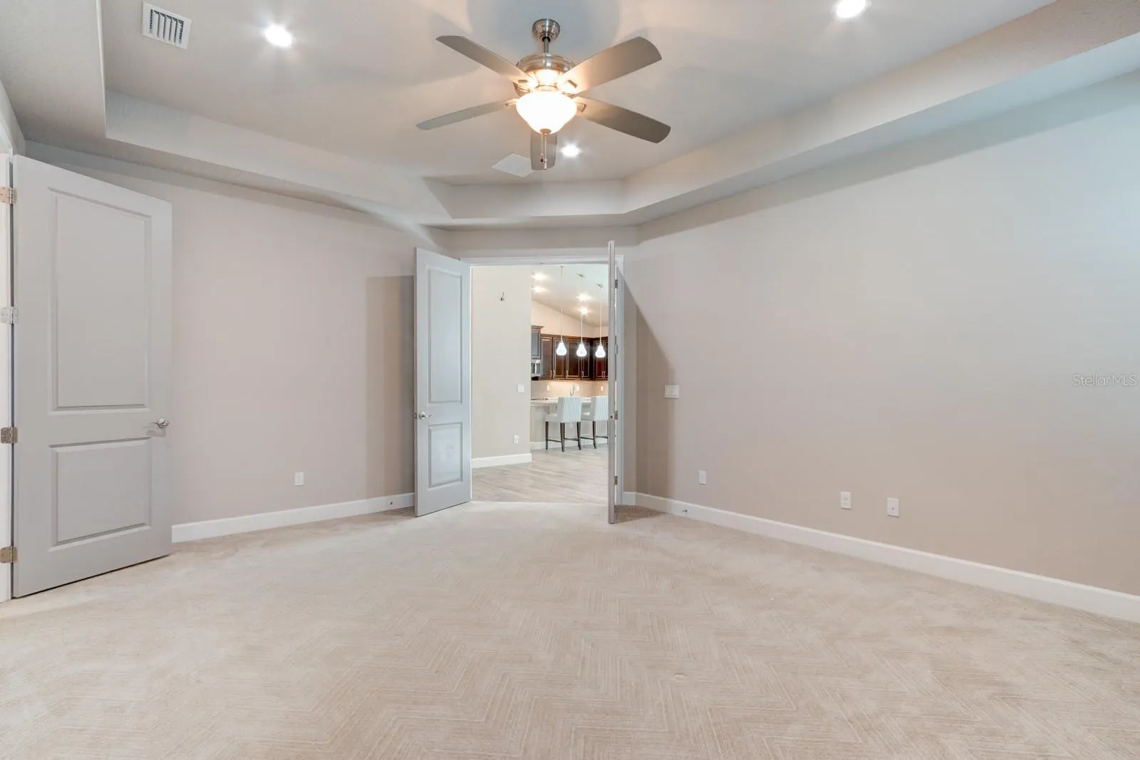 6844 VINTAGE LN