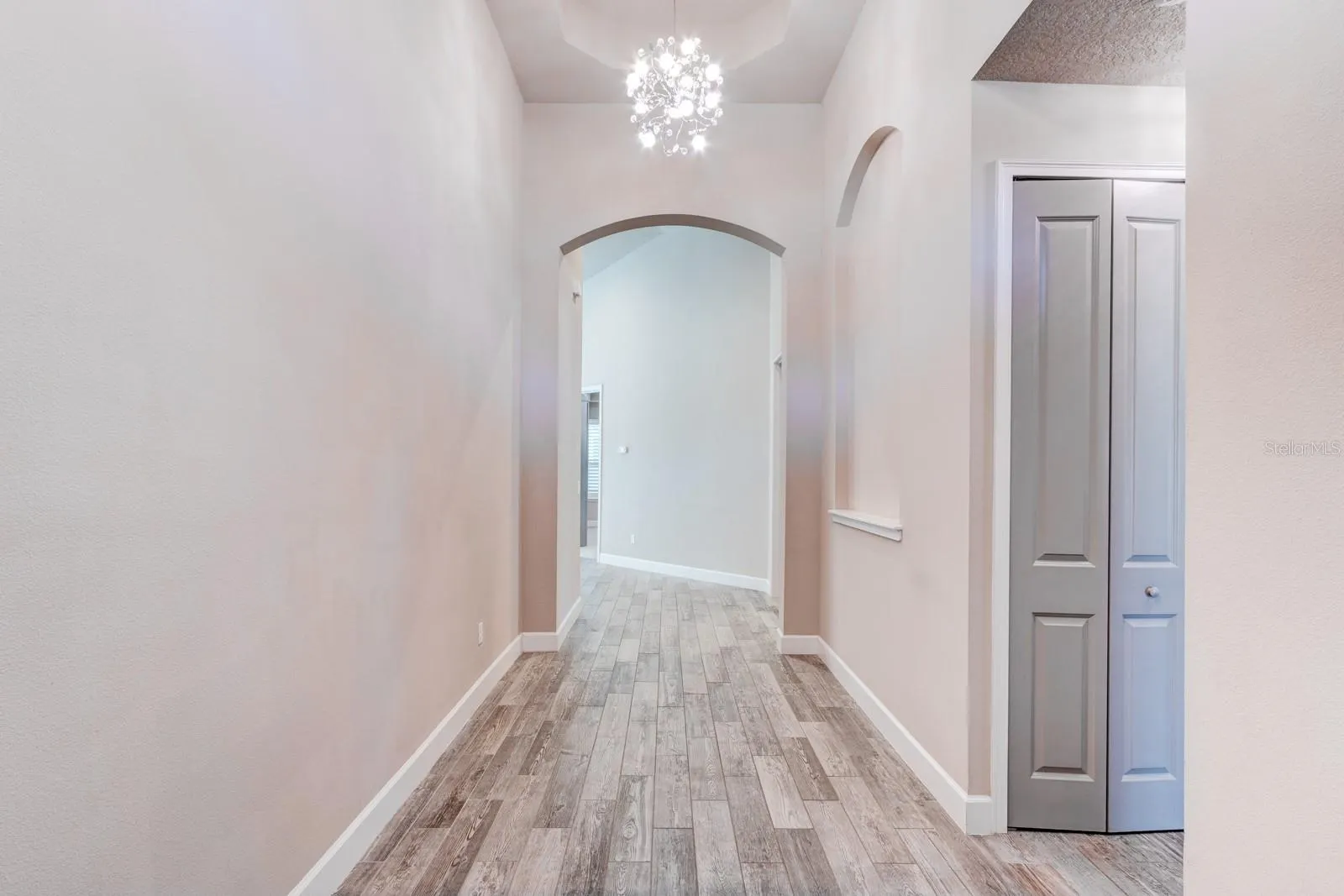 6844 VINTAGE LN