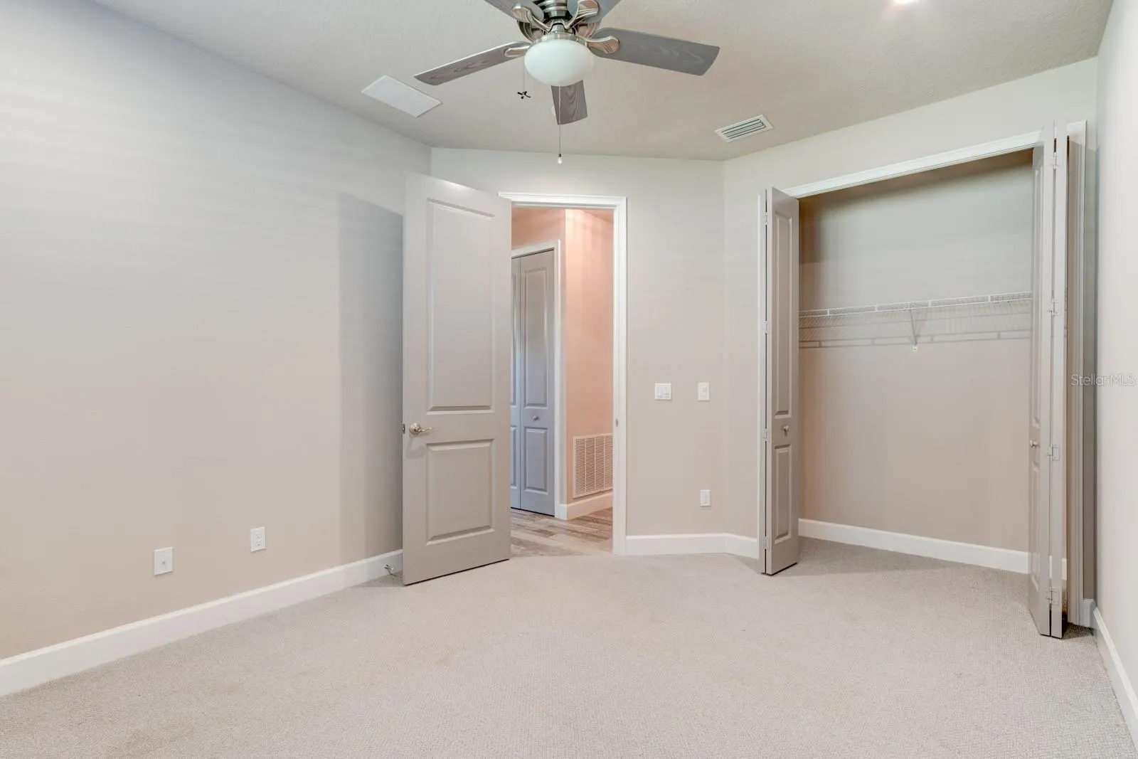 6844 VINTAGE LN