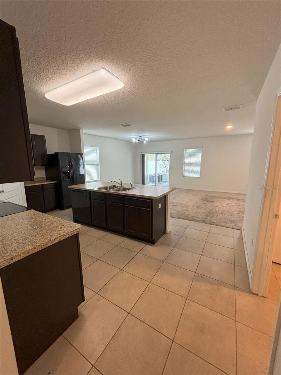 5716 LAKESIDE LANDINGS BLVD