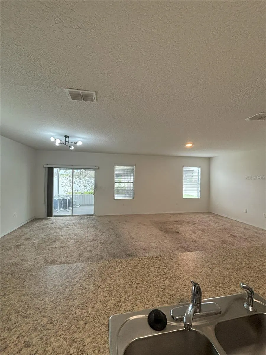 5716 LAKESIDE LANDINGS BLVD