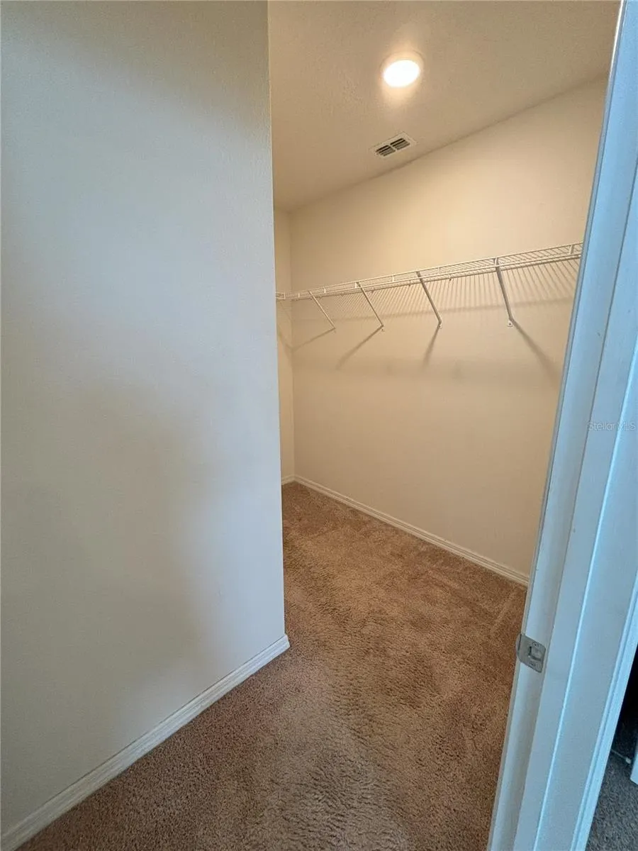 5716 LAKESIDE LANDINGS BLVD