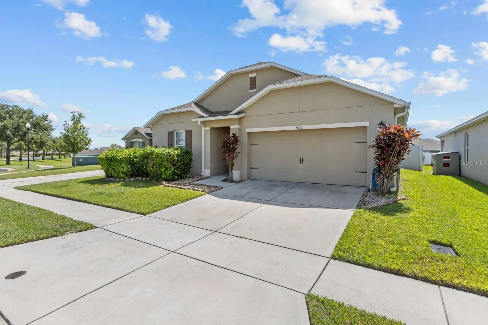 5716 LAKESIDE LANDINGS BLVD