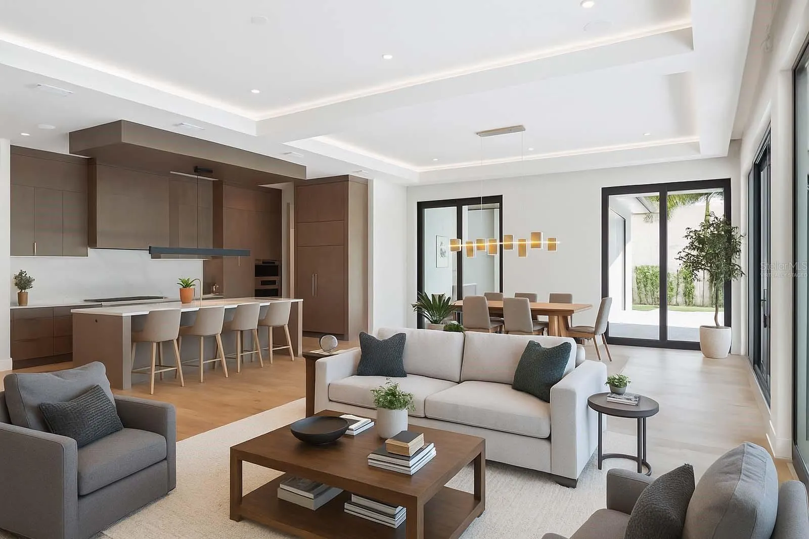 11043 CROMWELL RD