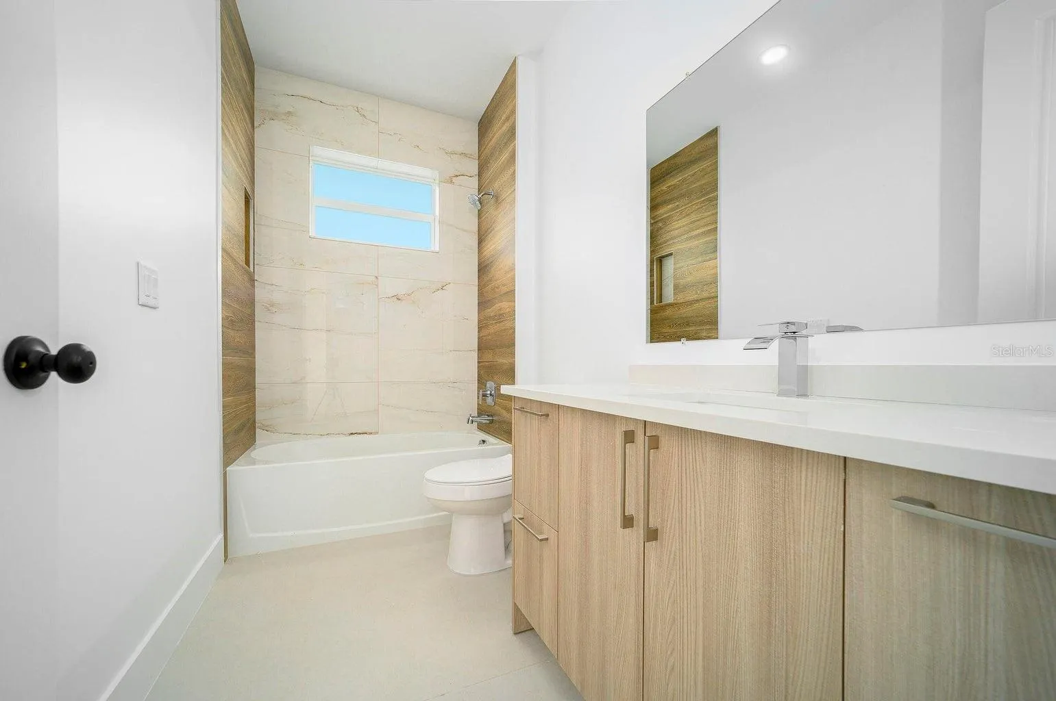 15261 BRAINBRIDGE CIR