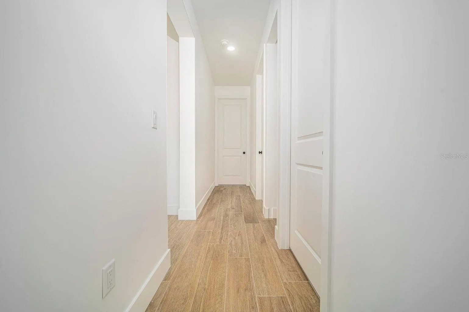 15261 BRAINBRIDGE CIR
