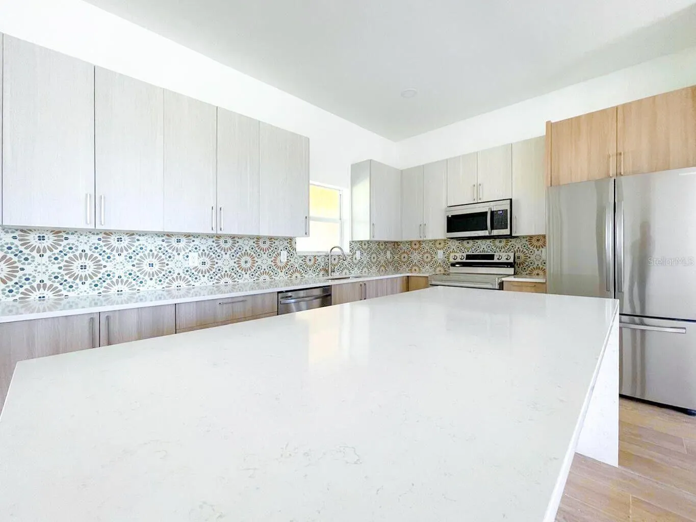 15261 BRAINBRIDGE CIR