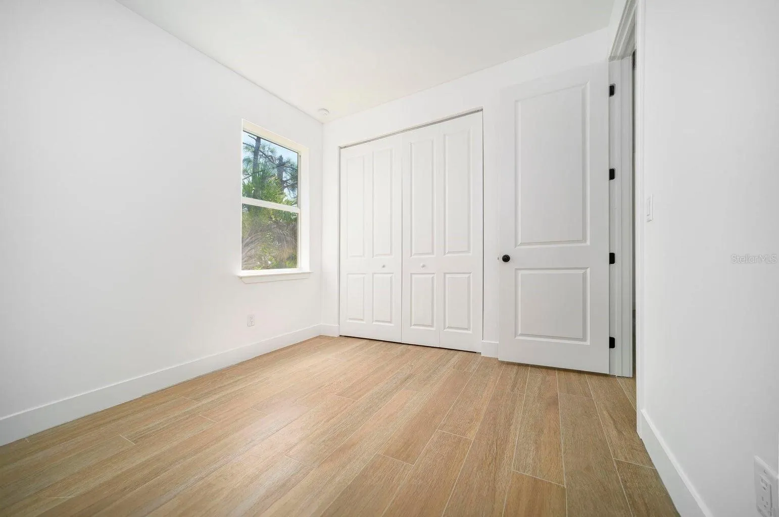 15261 BRAINBRIDGE CIR
