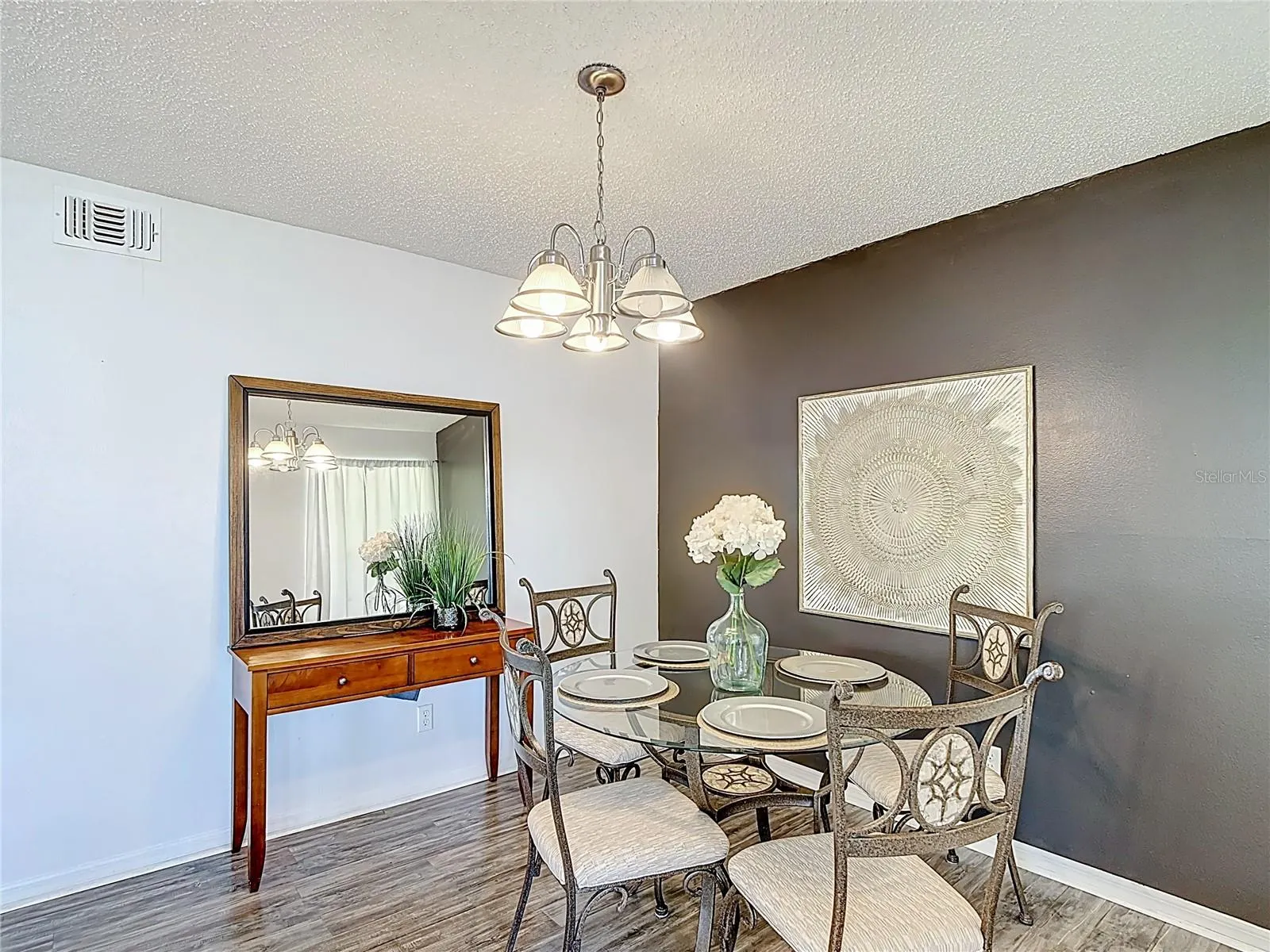 5005 LAGUNA BAY CIR #26, #26