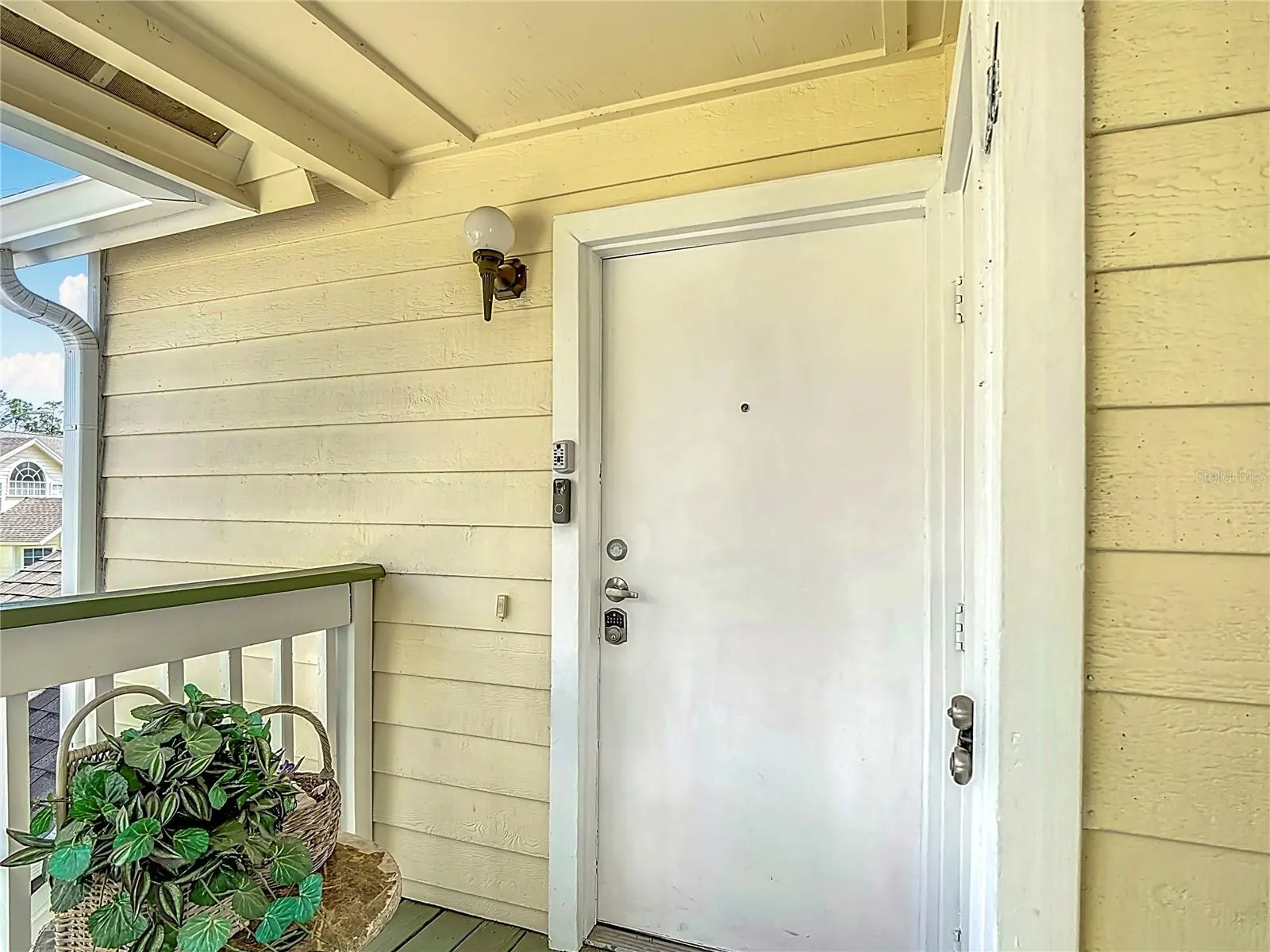 5005 LAGUNA BAY CIR #26, #26