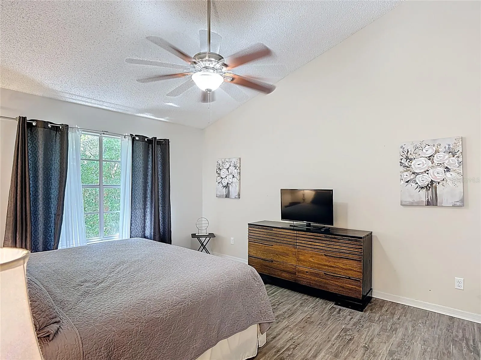5005 LAGUNA BAY CIR #26, #26