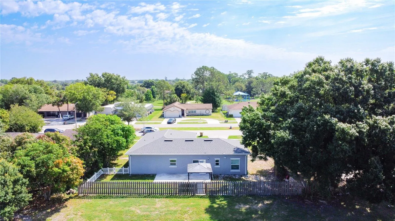 344 BUENAVENTURA BLVD