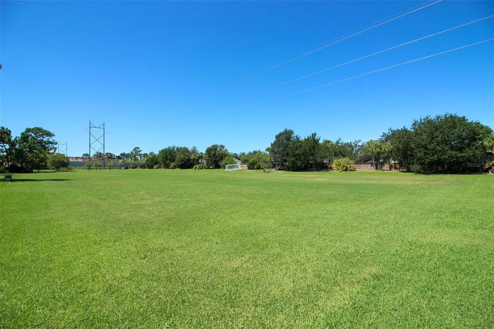 4954 ALAVISTA DR