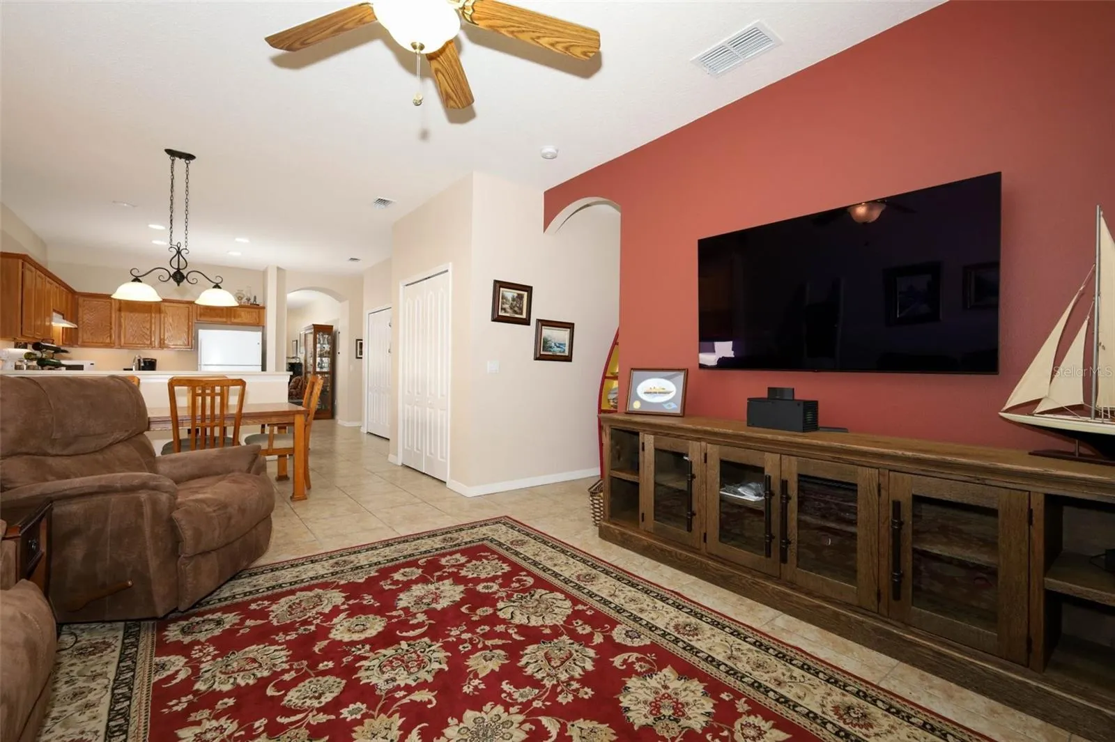 4954 ALAVISTA DR