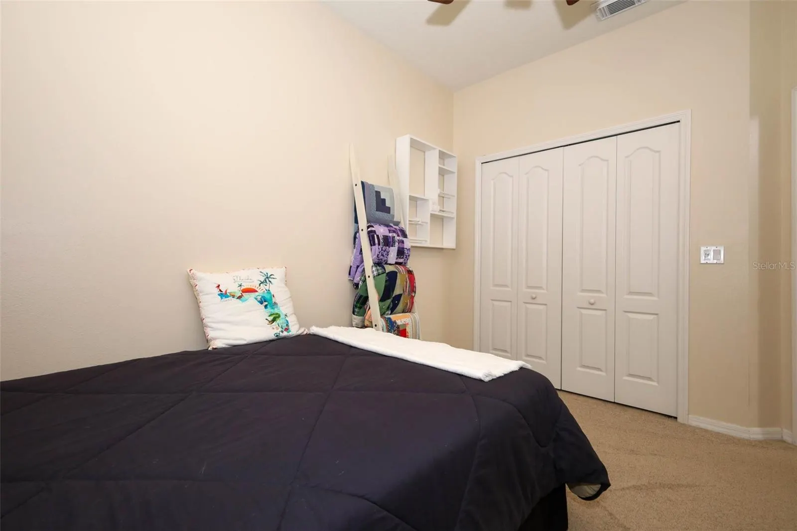 4954 ALAVISTA DR
