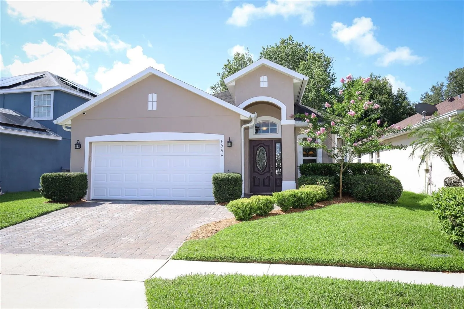 4954 ALAVISTA DR