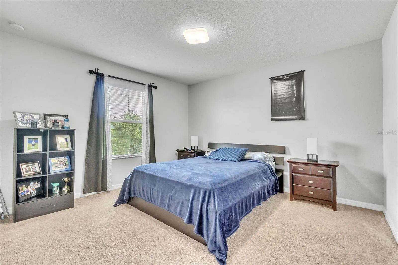 3256 RODRICK CIR