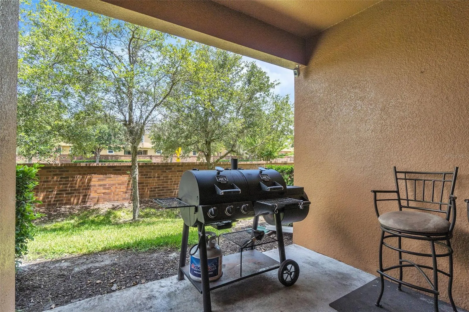 3256 RODRICK CIR