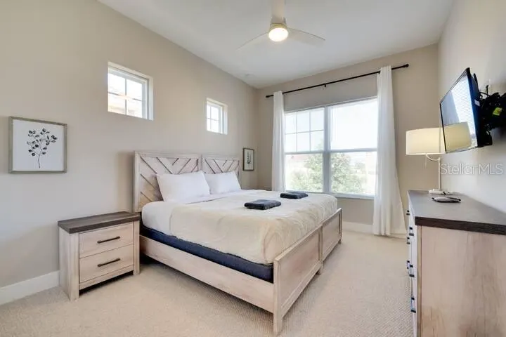 7583 SUNNY DREAMS LN