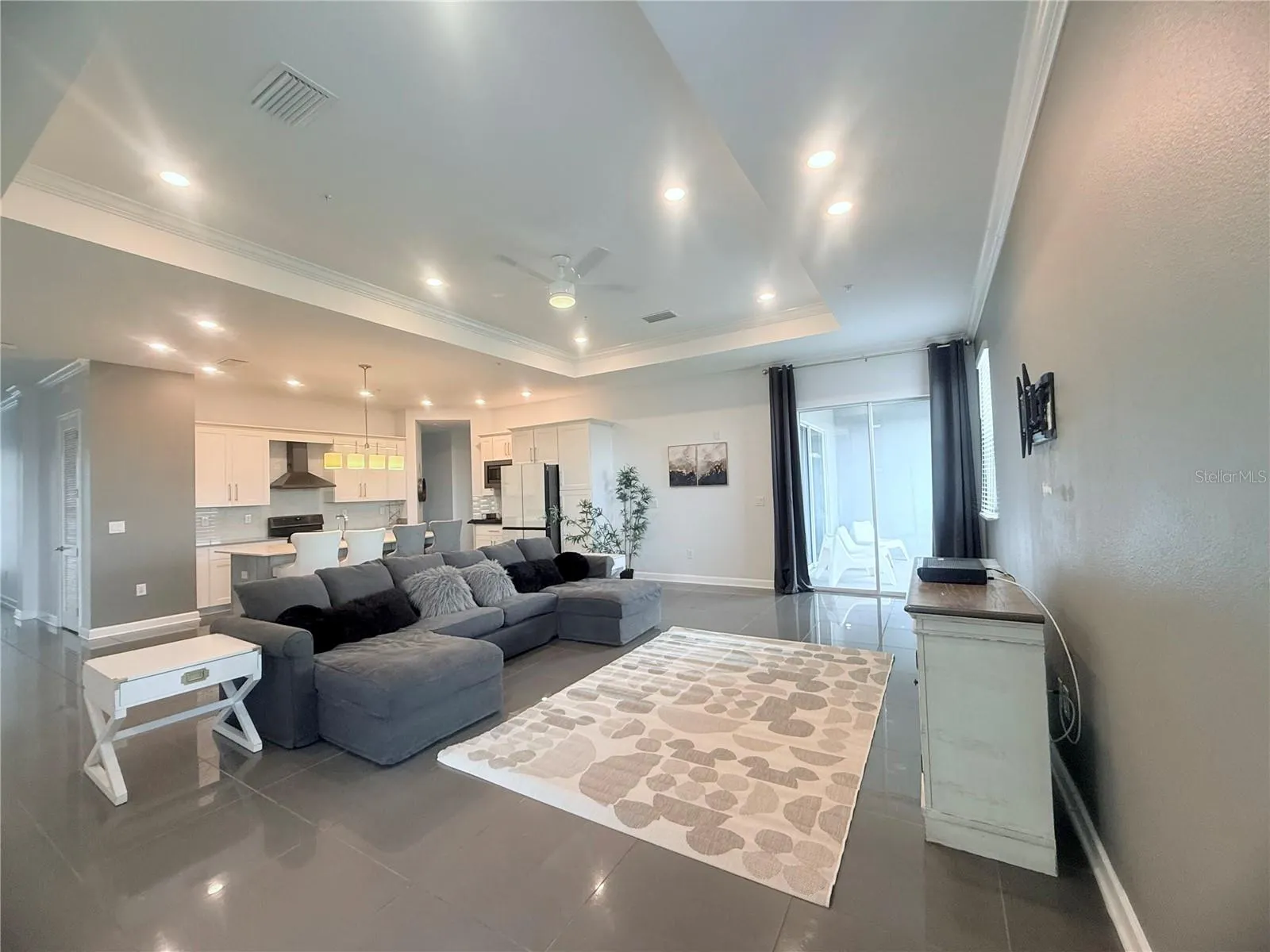 4721 CLOCK TOWER DR #402, #402