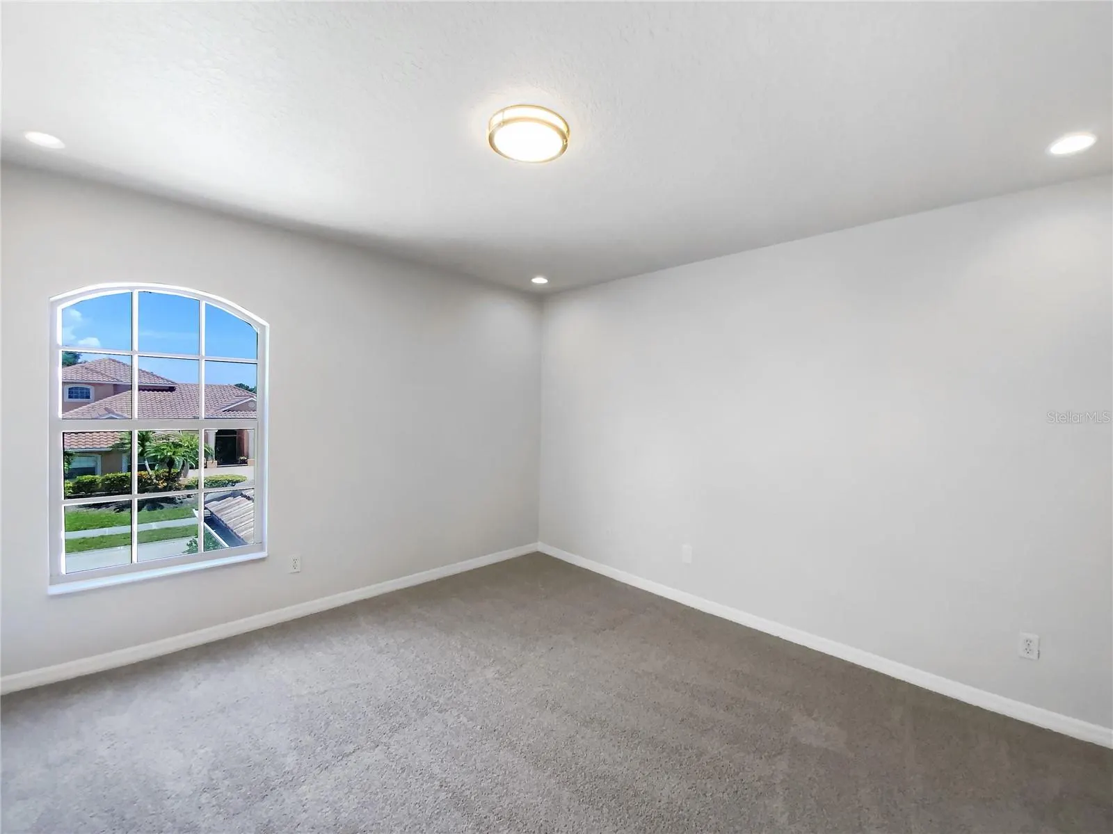 851 PLACID LAKE DR