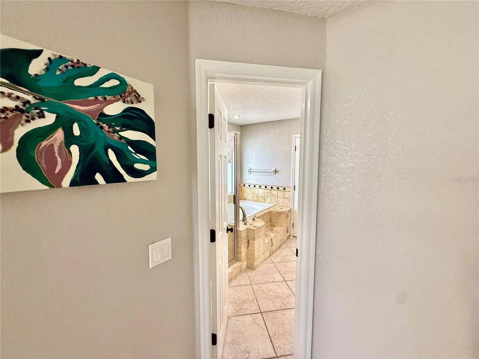 102 TITAN DR
