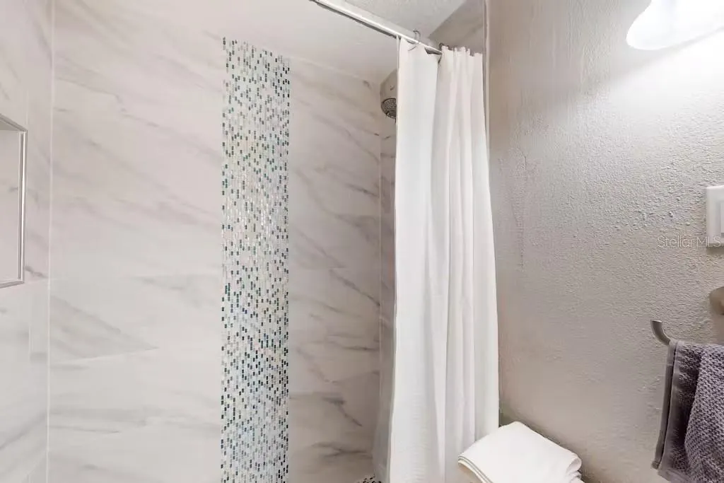 102 TITAN DR