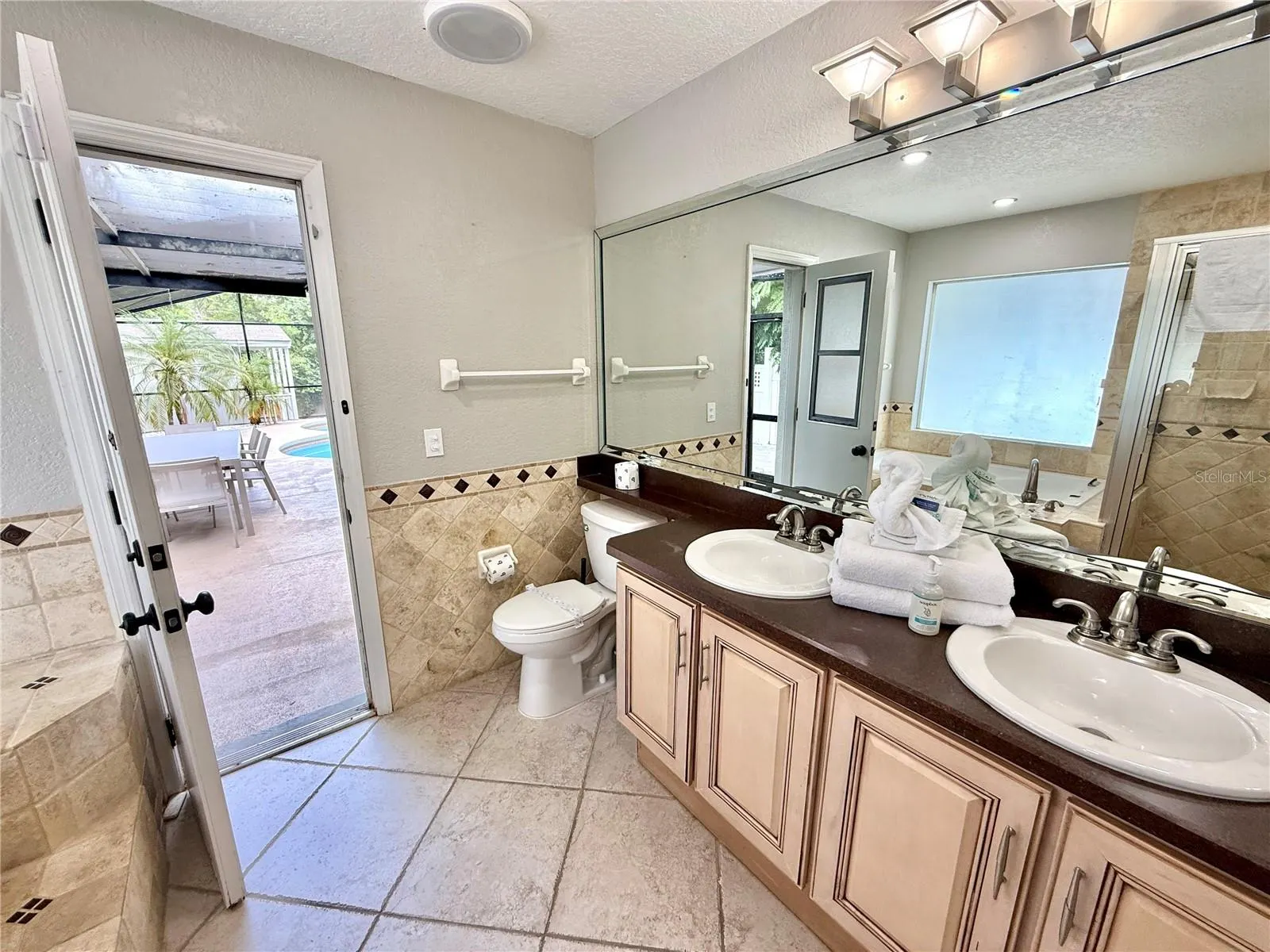 102 TITAN DR