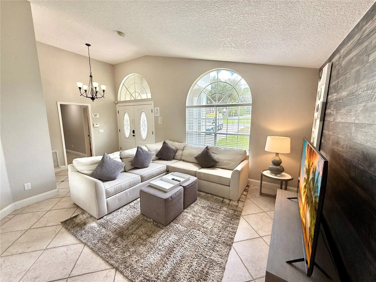 102 TITAN DR