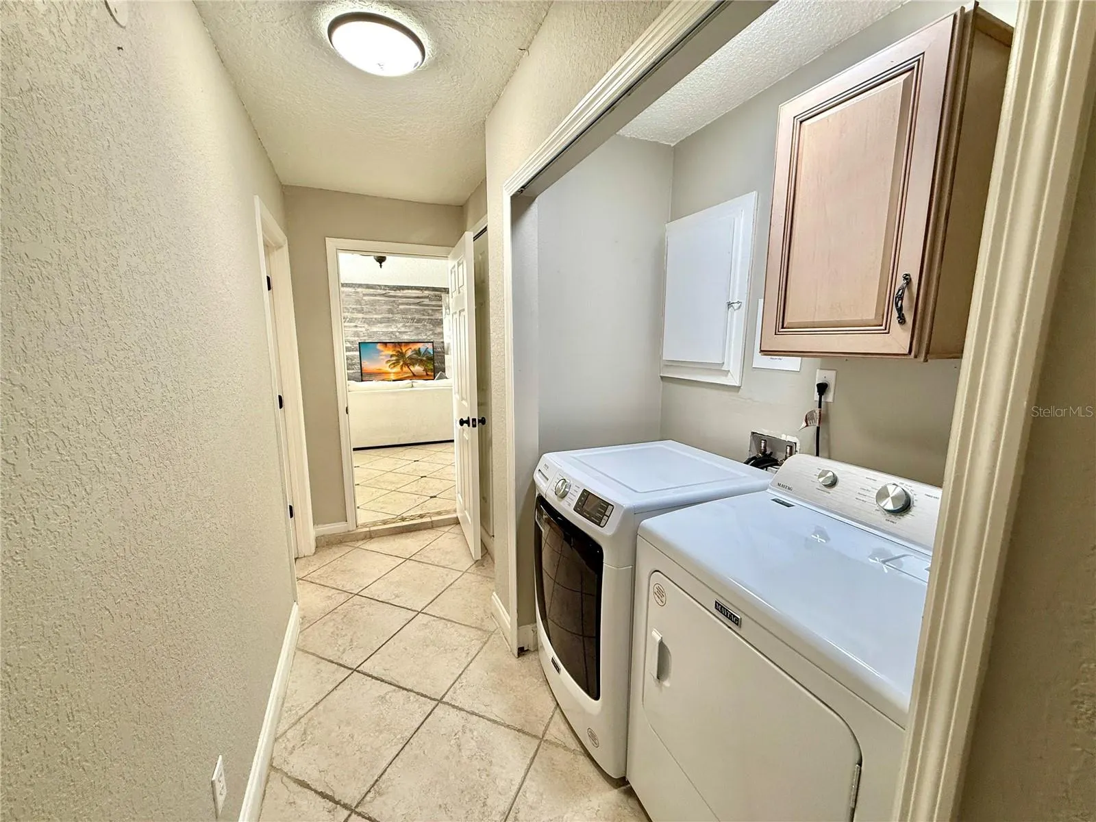 102 TITAN DR