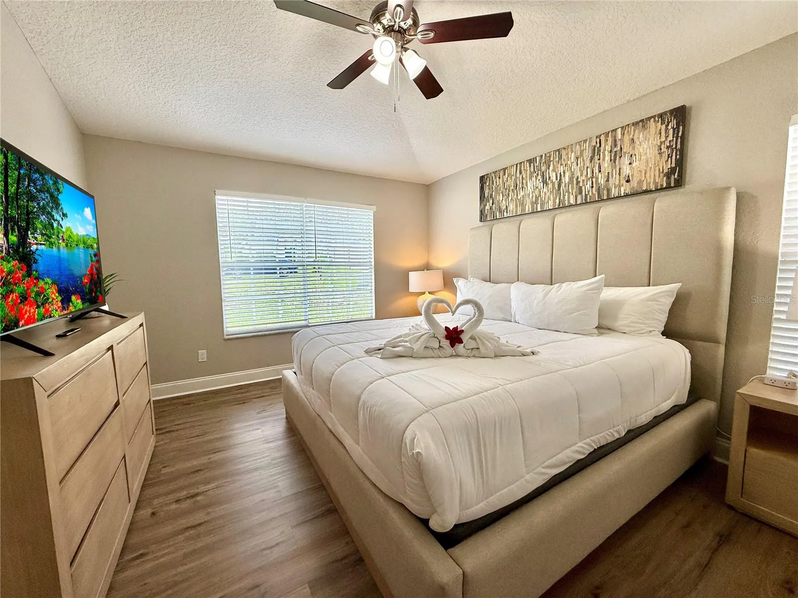 102 TITAN DR