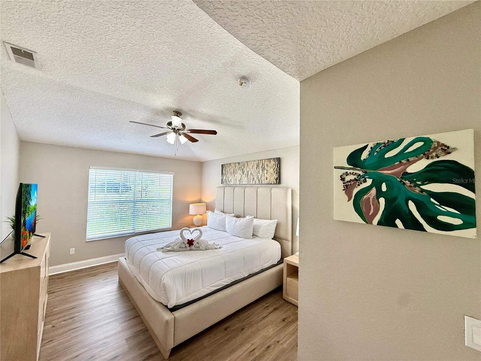 102 TITAN DR