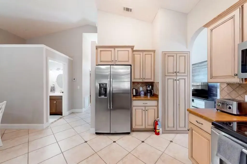 102 TITAN DR