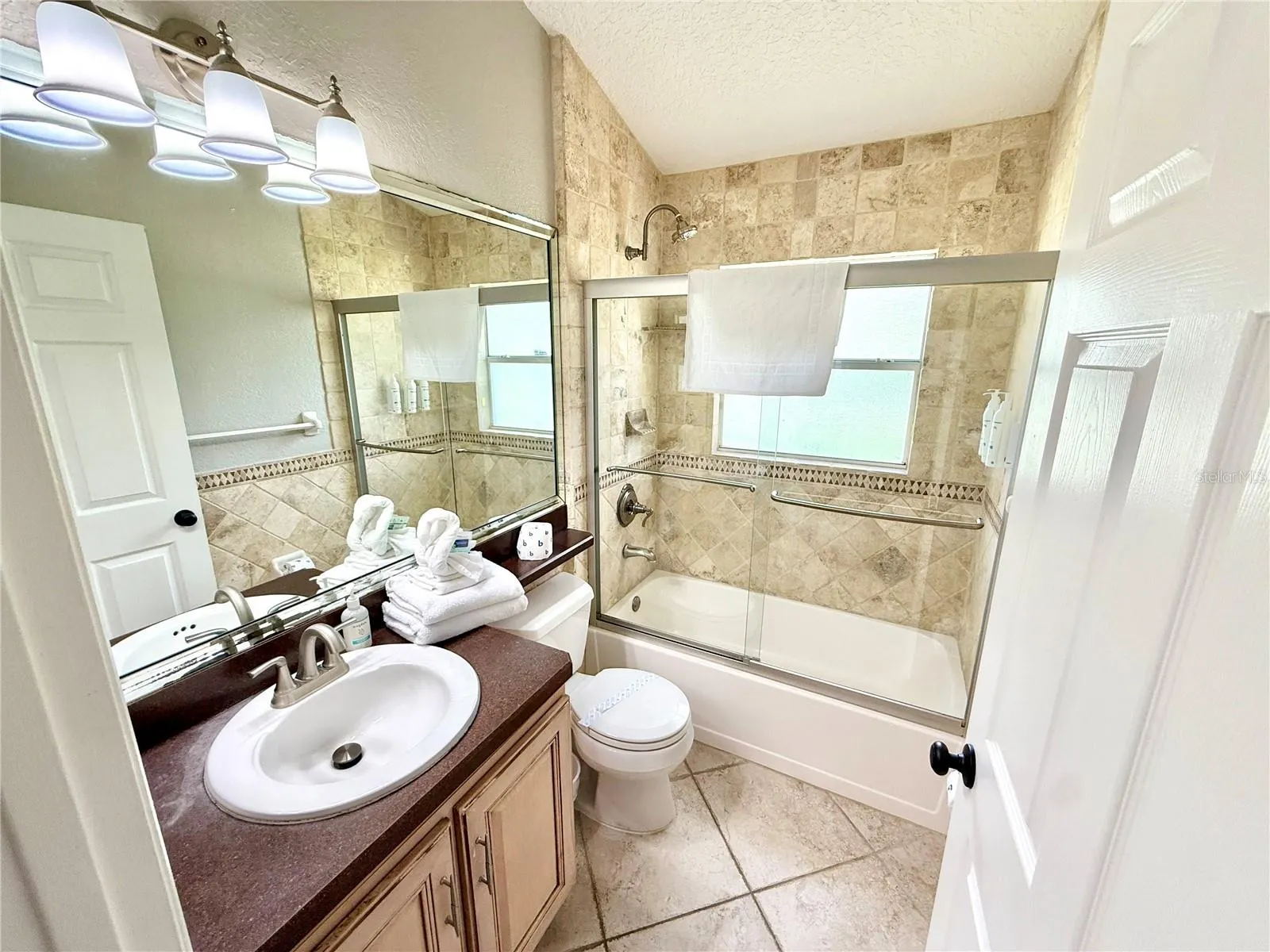 102 TITAN DR