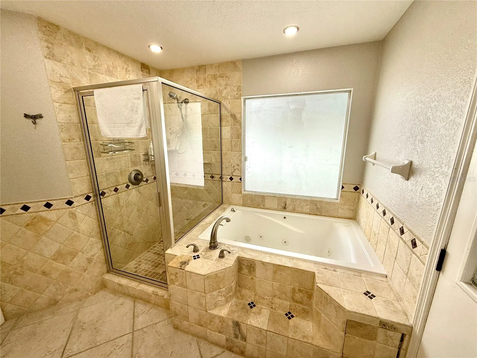 102 TITAN DR