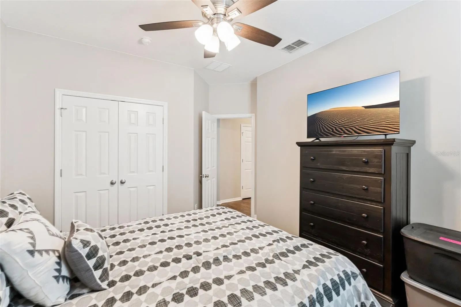 902 TOWHEE CT