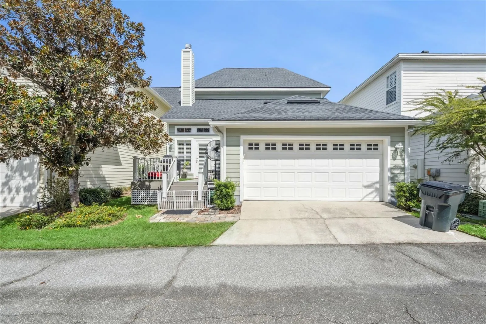 902 TOWHEE CT