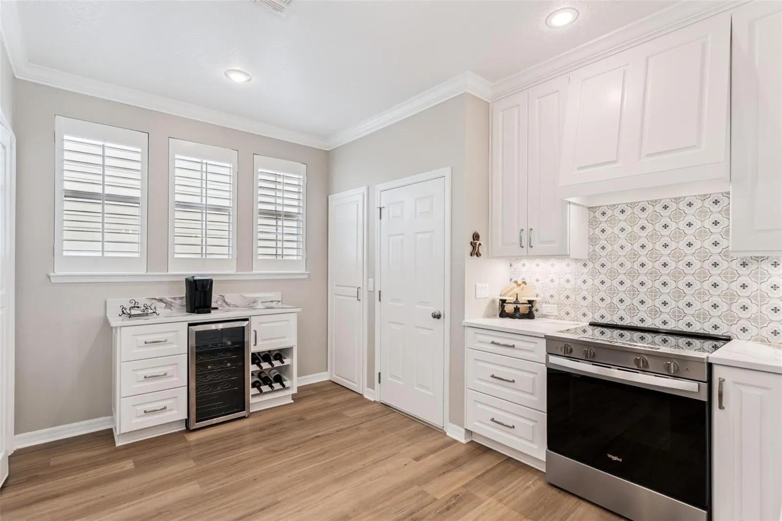 902 TOWHEE CT