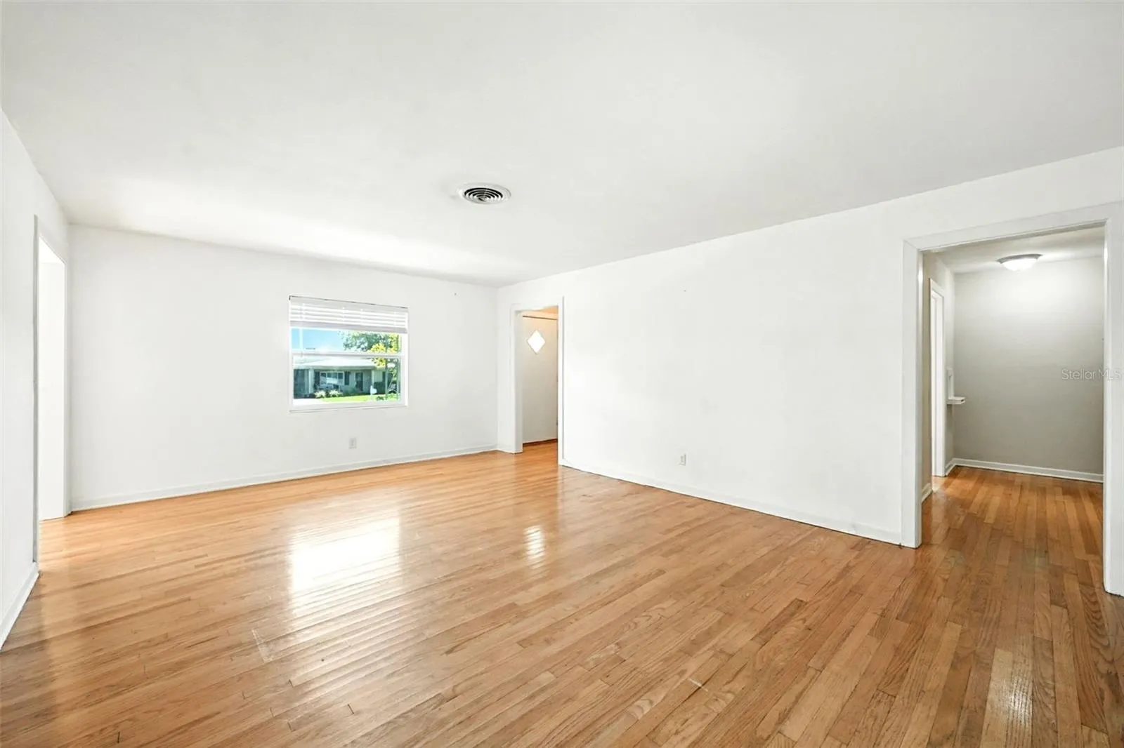 1509 MEADOWBROOK AVE