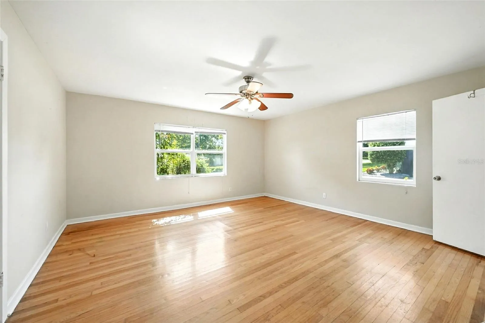1509 MEADOWBROOK AVE