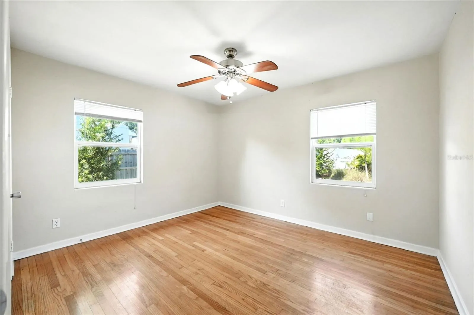 1509 MEADOWBROOK AVE