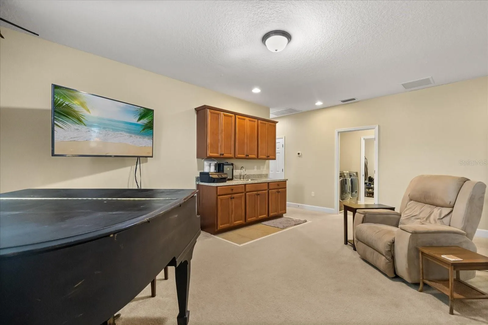 11807 CROSS VINE DR