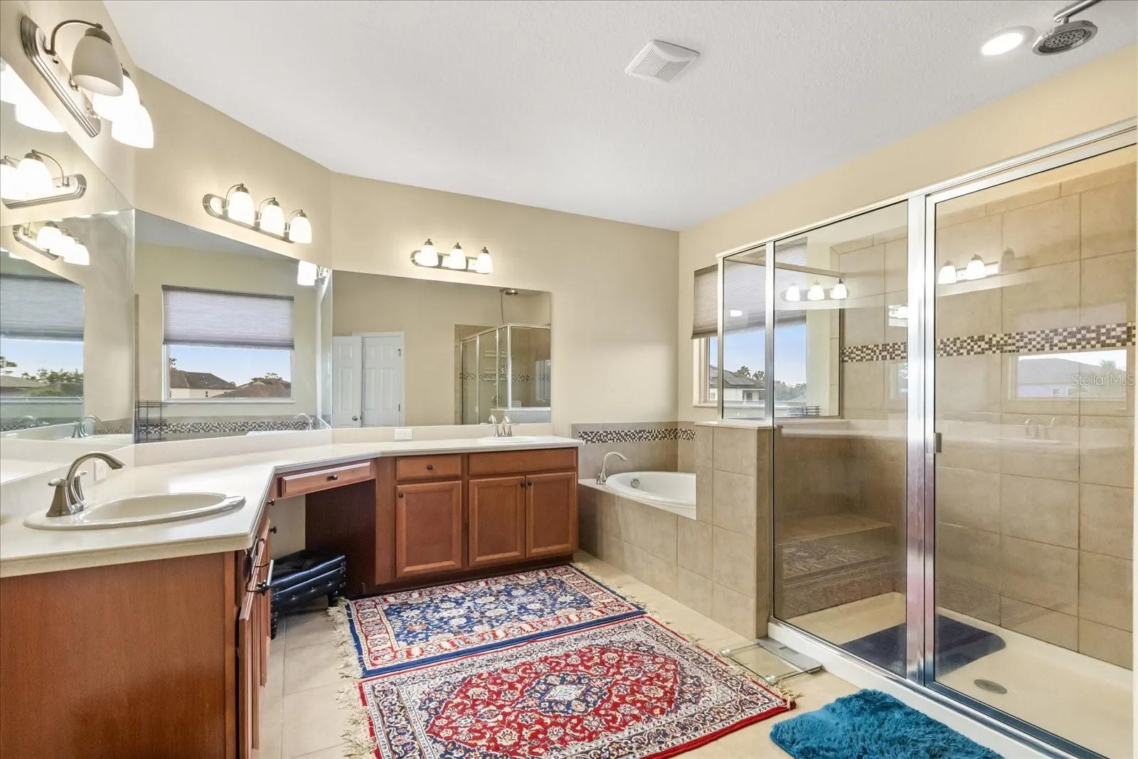 11807 CROSS VINE DR